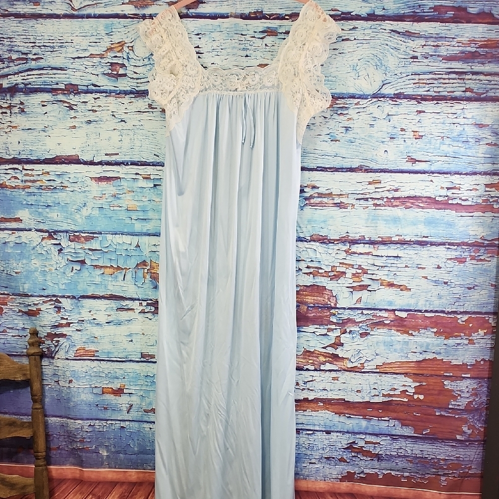 Diane Von Furstenberg Light Blue Lace-Trim Long Chemise
